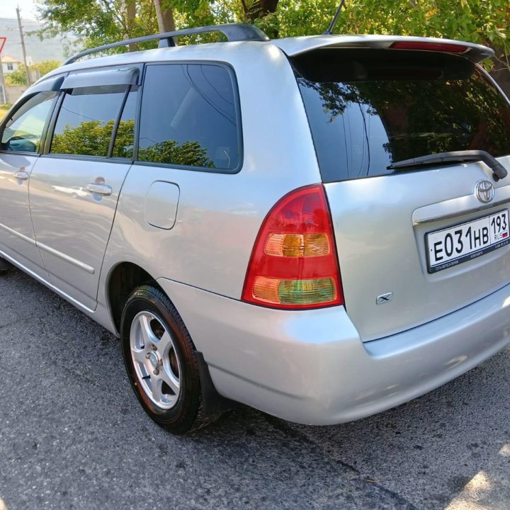 Toyota Corolla, 2003