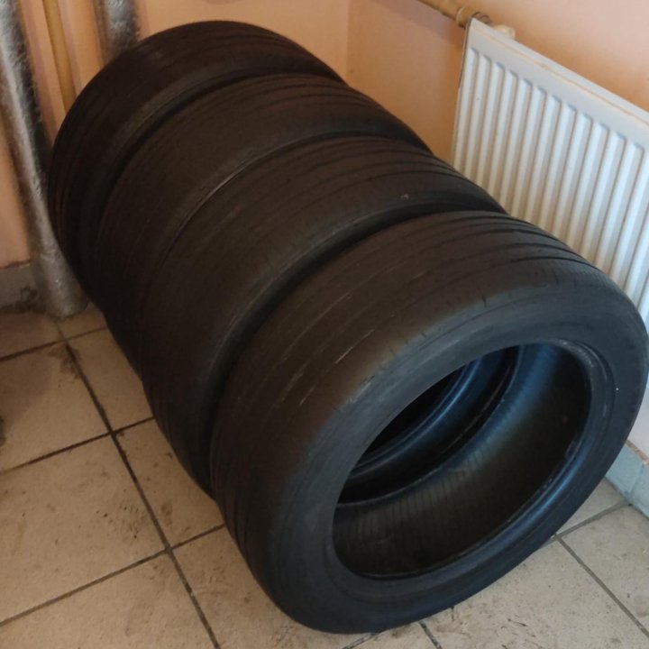 Продам резину Nitto NT830