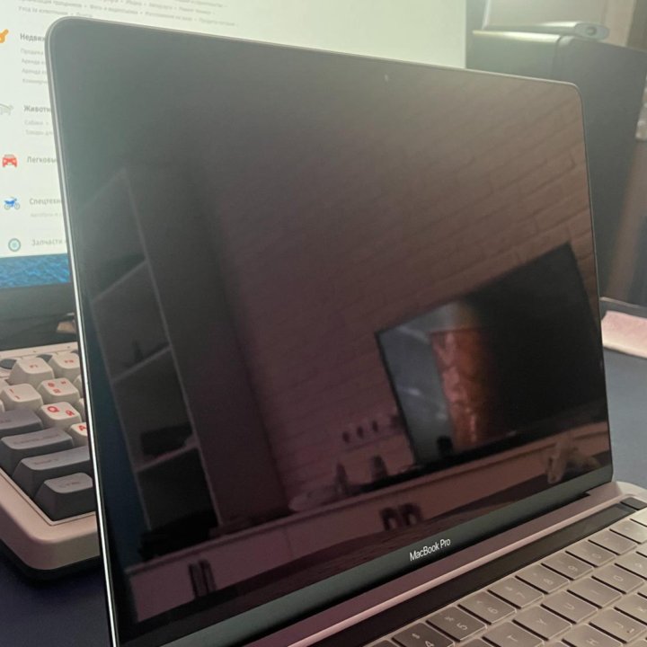 Macbook Pro 13 m1 8gb 512gb SpaceGray / отличный