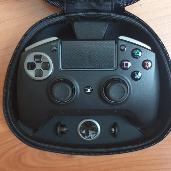 Геймпад Razer Raiju Ultimate