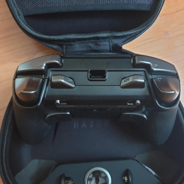 Геймпад Razer Raiju Ultimate