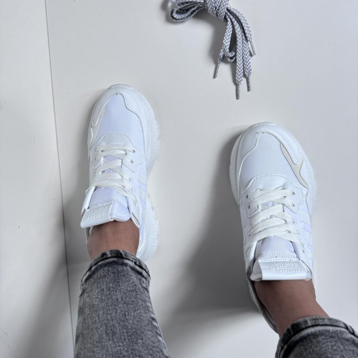 Кроссовки adidas jogger новые