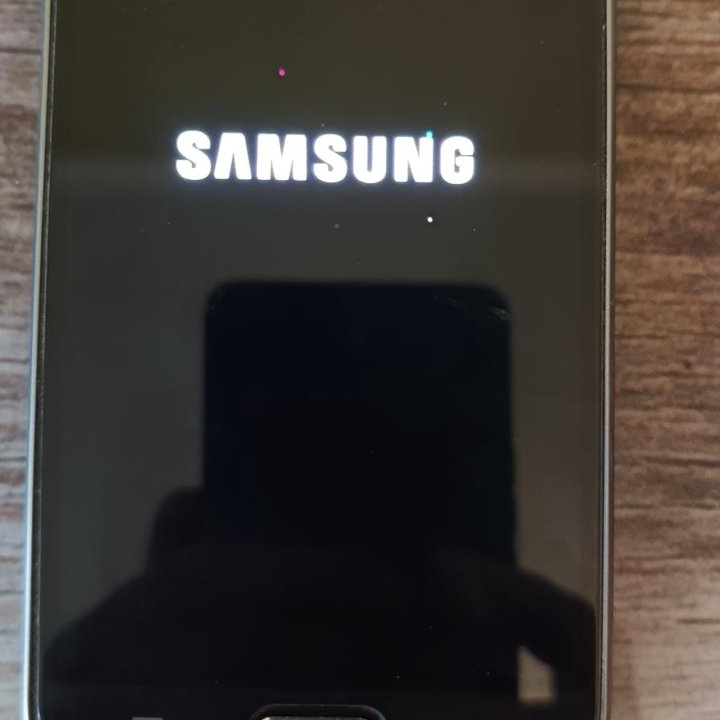 Samsung Galaxy J3 (2016) SM-J320F/DS, 8 ГБ