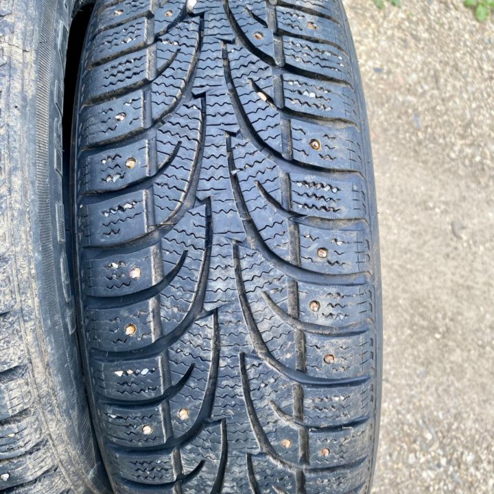 Зимняя шипованная резина 185/65 R15