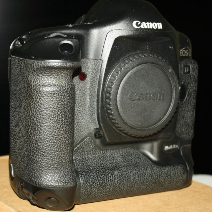 Canon 126111 body