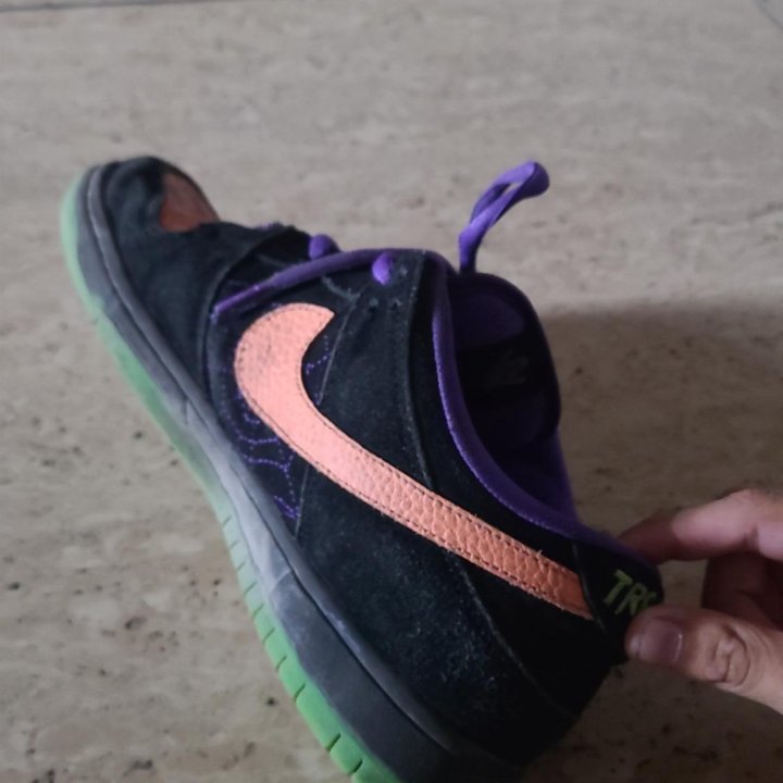 Nike Hallowen