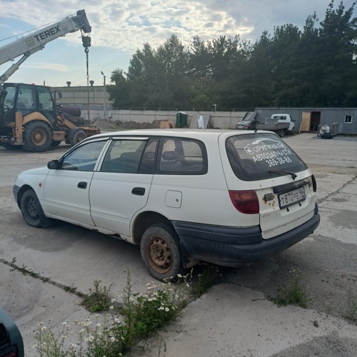 Toyota Caldina, 1993