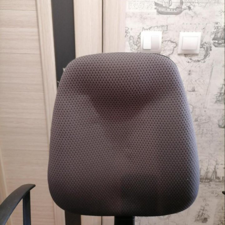 Компьютерное кресло