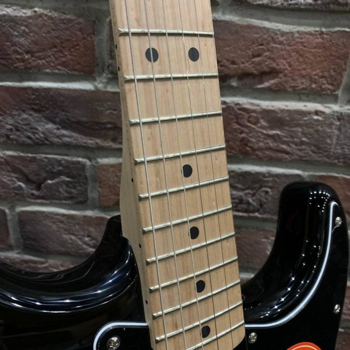 Электрогитара Fender Affinity MN Black Burst