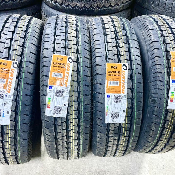 225/75/16C 121/120R Ovation V-02