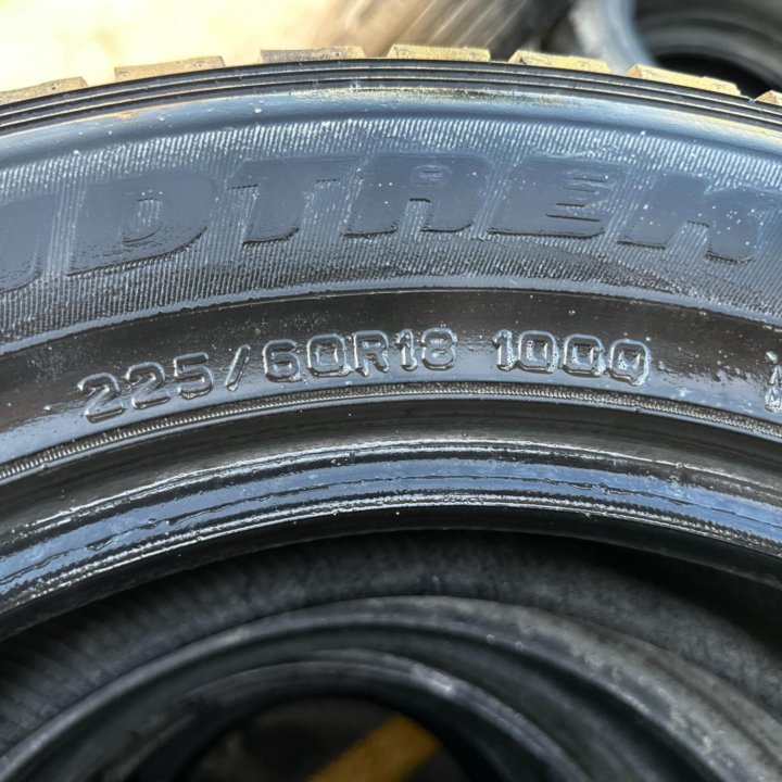 225/60/18 Dunlop Grandtrek SJ6