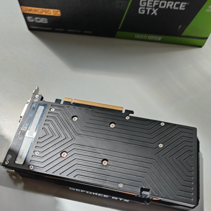 Видеокарта GTX 1660 Super