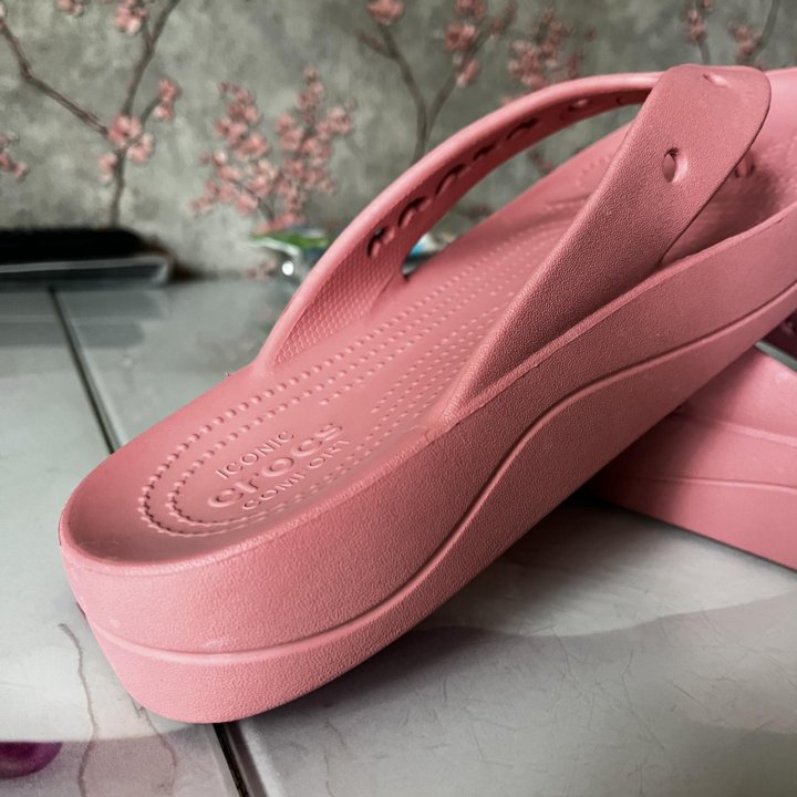 Сланцы CROCS