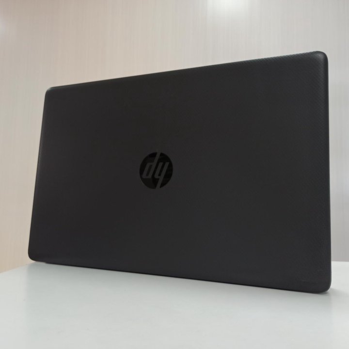 Ноутбук HP 255 G7 15.6