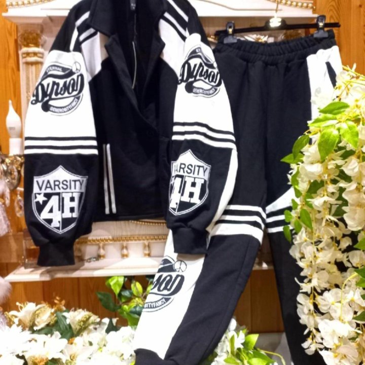 Костюм 48-54⚘️⚘️⚘️