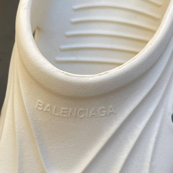 Сабо Balenciaga