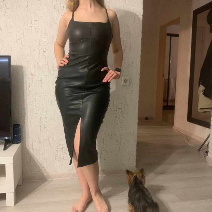 Кожаное платье