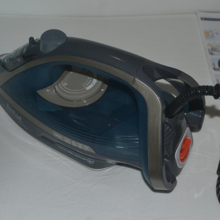 Утюг Tefal Ultragliss Plus FV6842E0, 2800 Вт