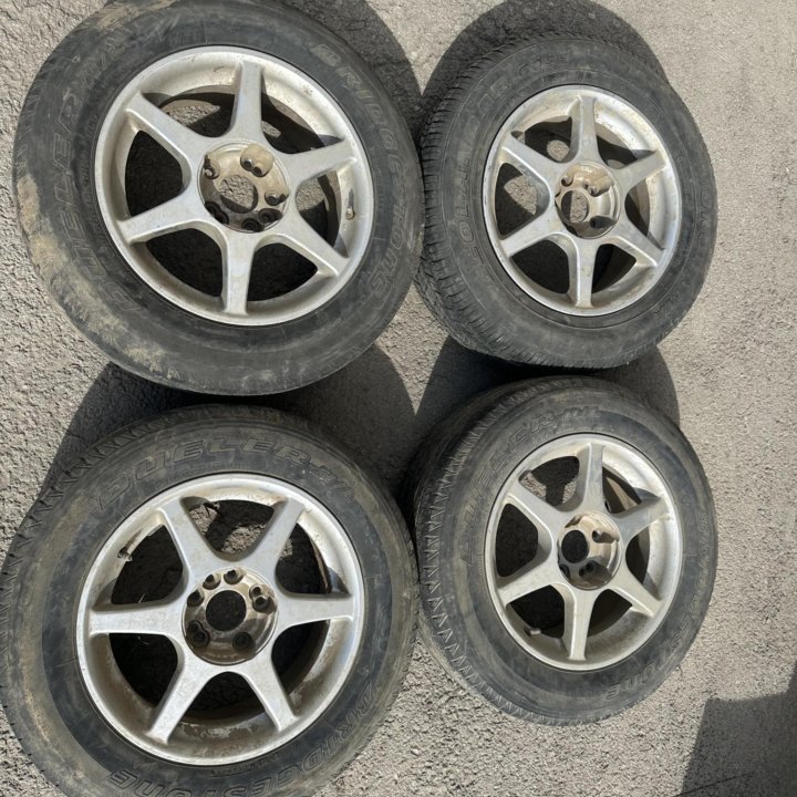 Комплект колёс. Сняли с Ипсума 215/65r16