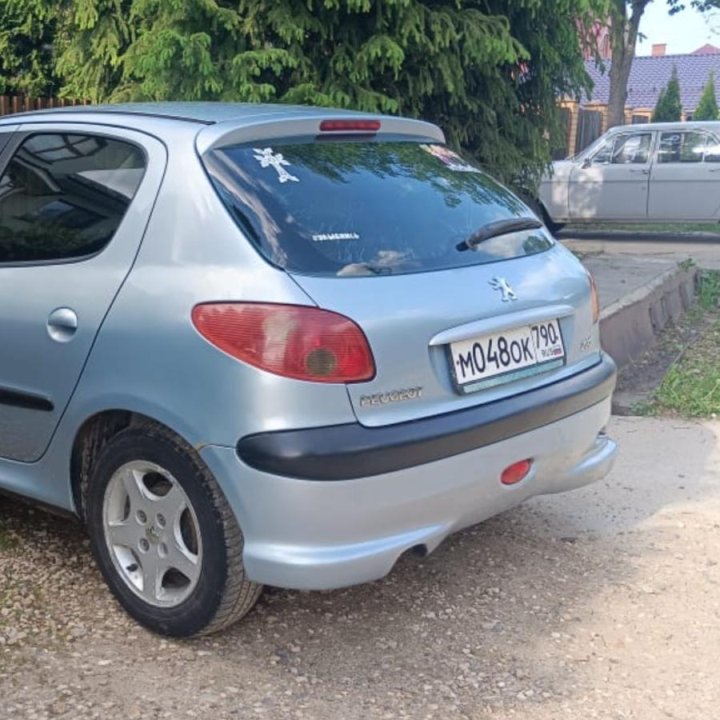 Peugeot 206, 2004