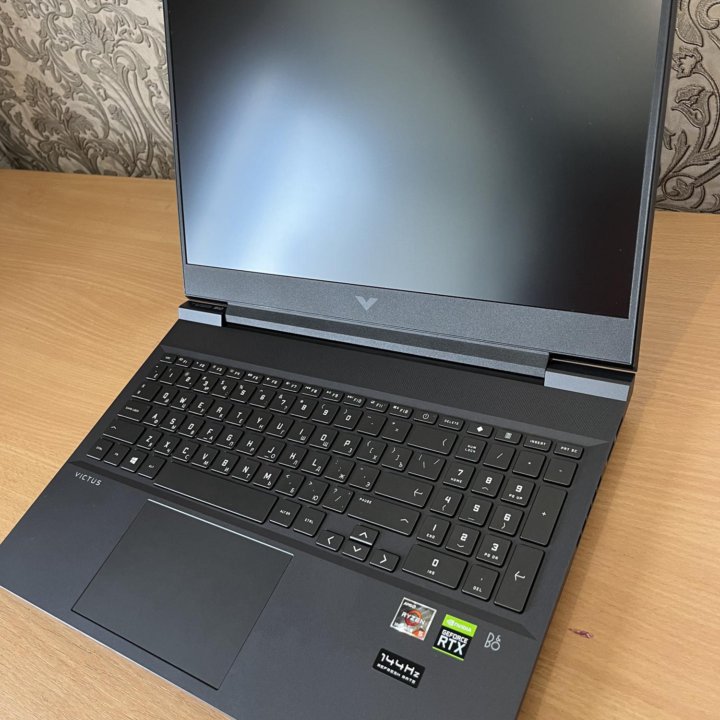 HP Victus 16-e0002ur