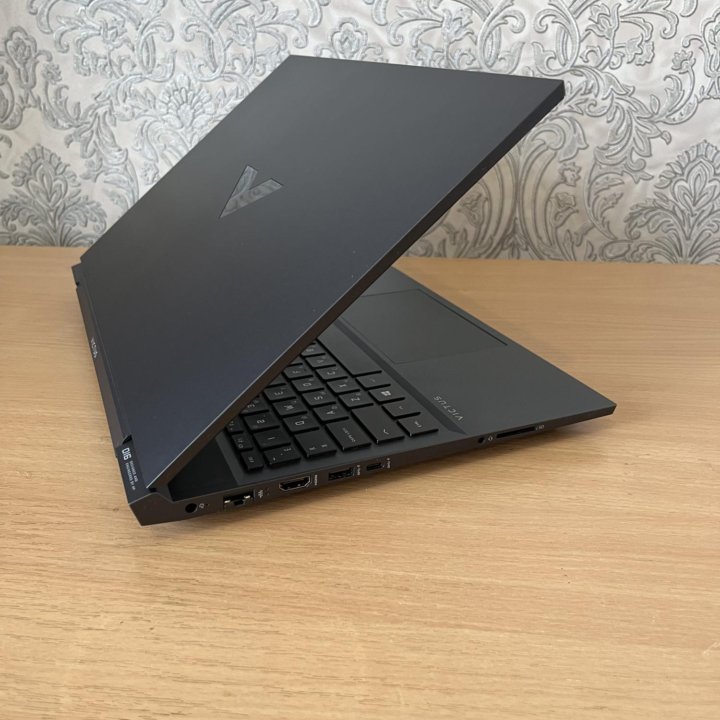 HP Victus 16-e0002ur