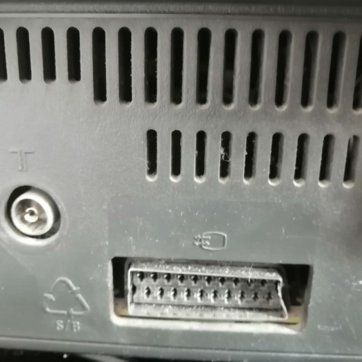 Тв Томсон бу