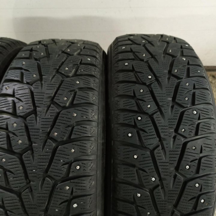 215/55R17 Yokohama Ice Guard Stud iG55 (7658)