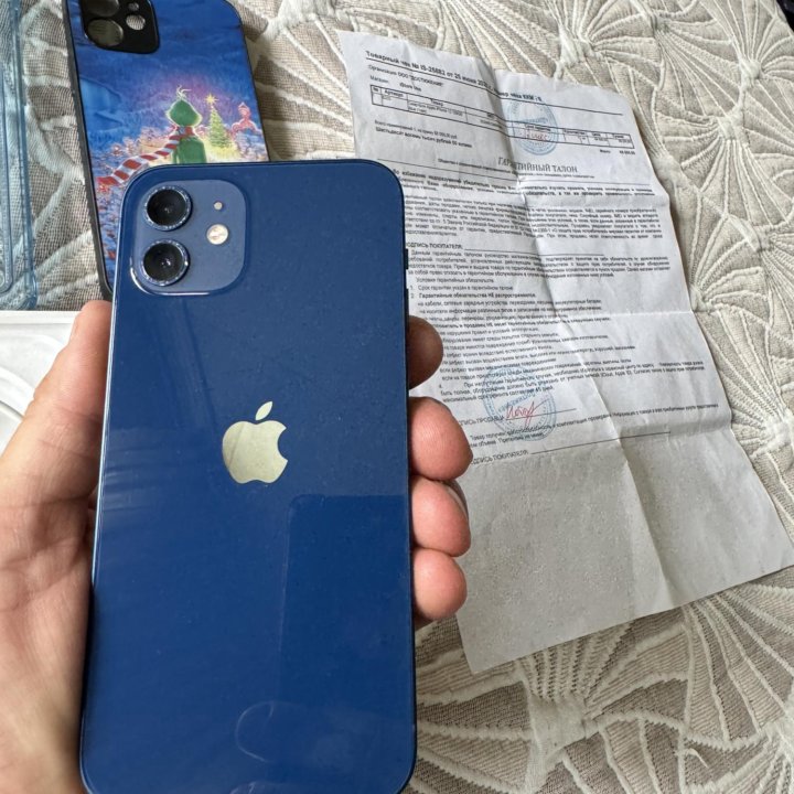 iPhone 12 на 128Mb