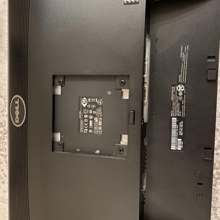 Компьютерный монитор Dell U2412M