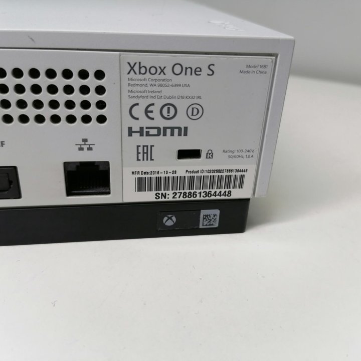 Xbox One S +2геймпада