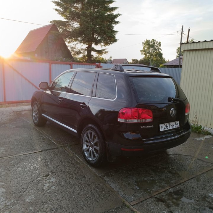 Volkswagen Touareg, 2004