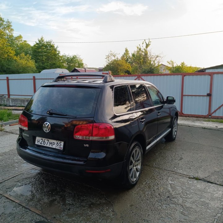 Volkswagen Touareg, 2004