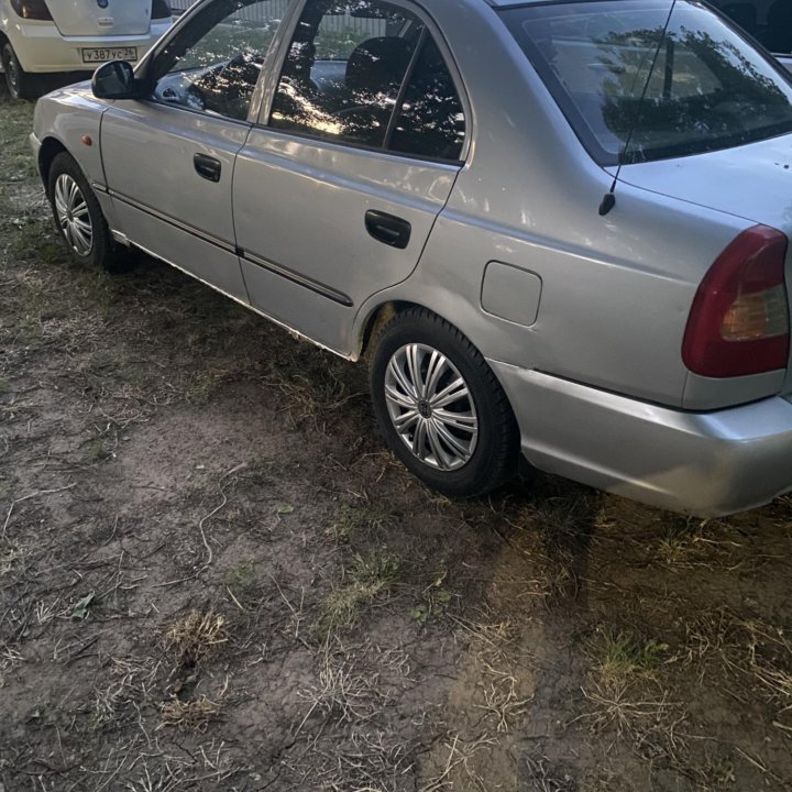 Hyundai Accent, 2005