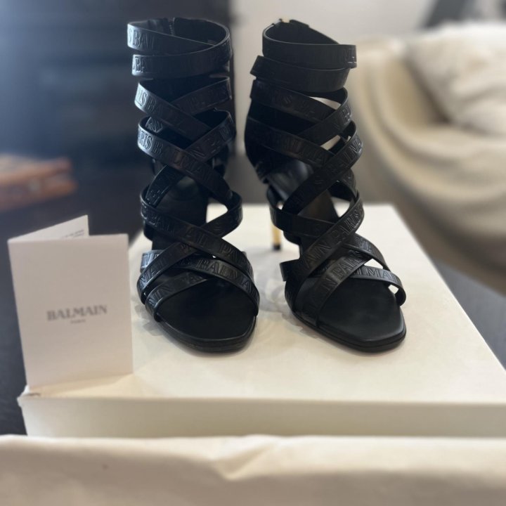 Босоножки Balmain 39-39,5 р (оригинал) новые