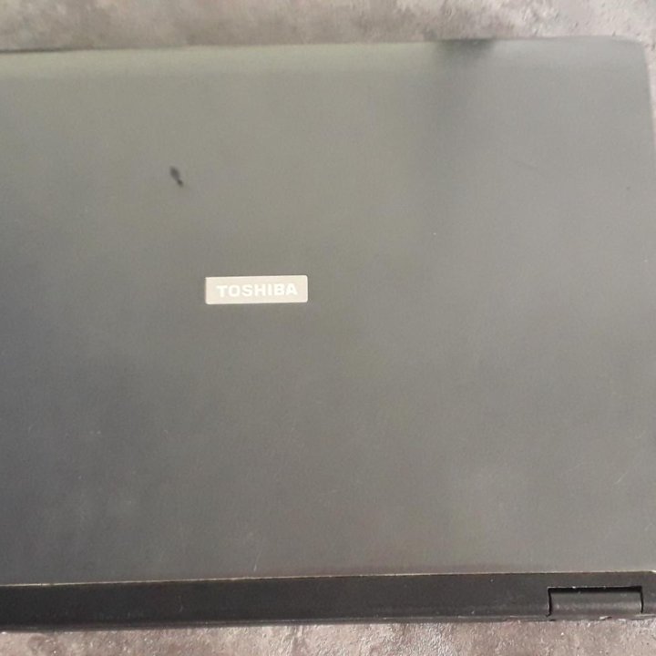 Ноутбук Toshiba 15,4