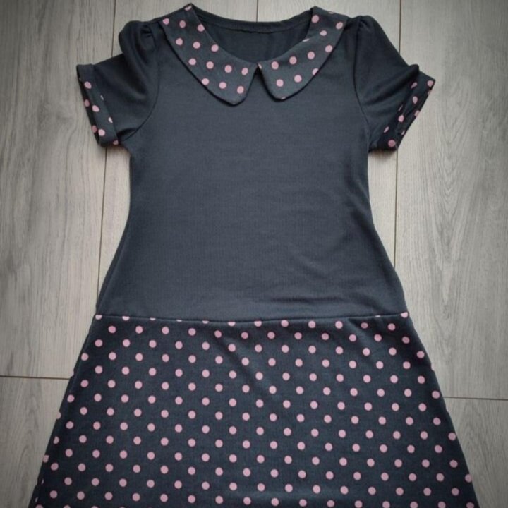 Платье на девочку