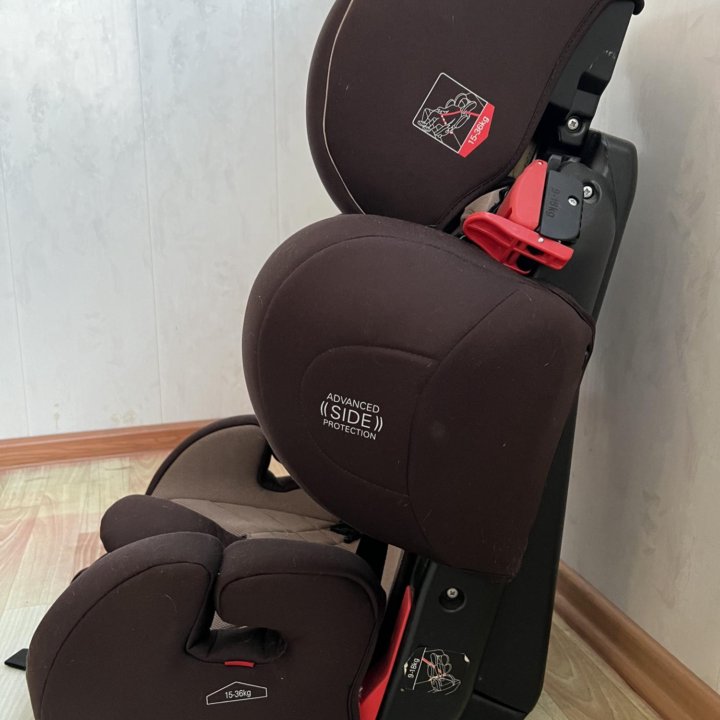 Автокресло RECARO Young Sport Hero коричневый цвет