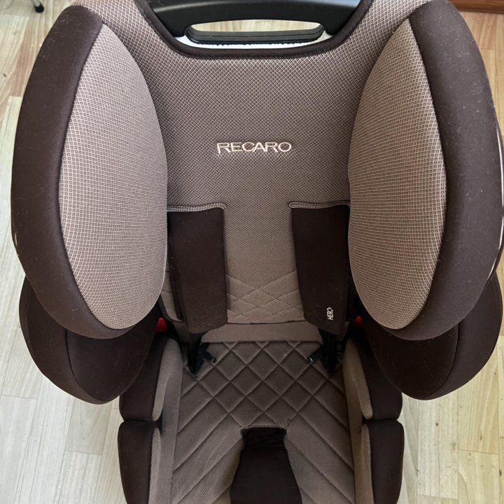 Автокресло RECARO Young Sport Hero коричневый цвет