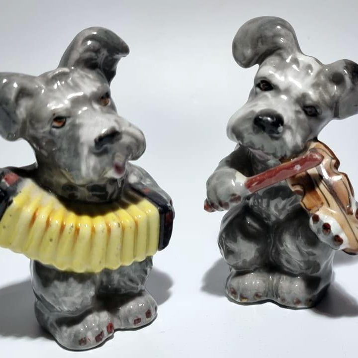 Фигурки. Фарфор. Собачки