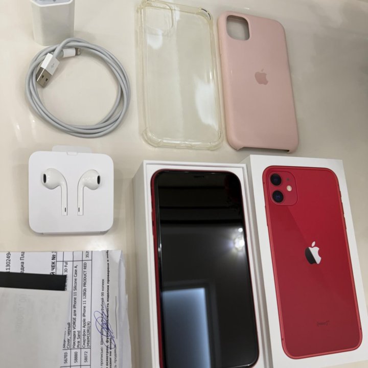 iPhone 11 128гб красный