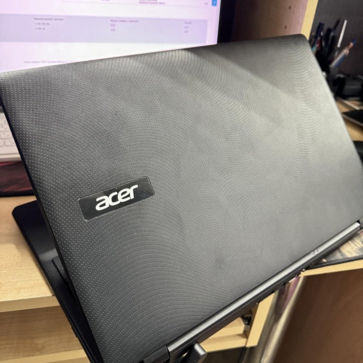 Шустрый Acer EX2519 Intel/4ядра/4/1000/1gb/15.6”