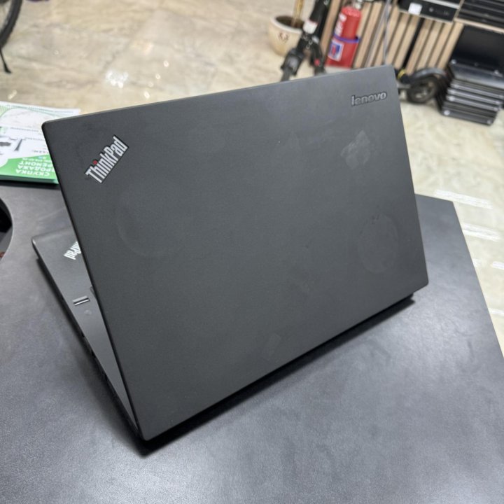 Мощный ультрабук Thinkpad T450 Core i7/8/256/GF940