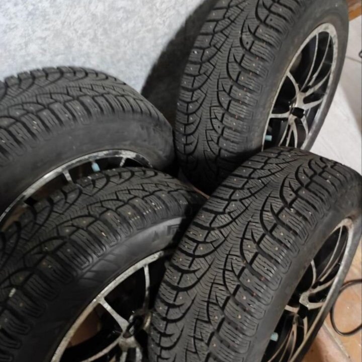 Pirelli Winter Carving 650/500 R16/4 шины и литьë