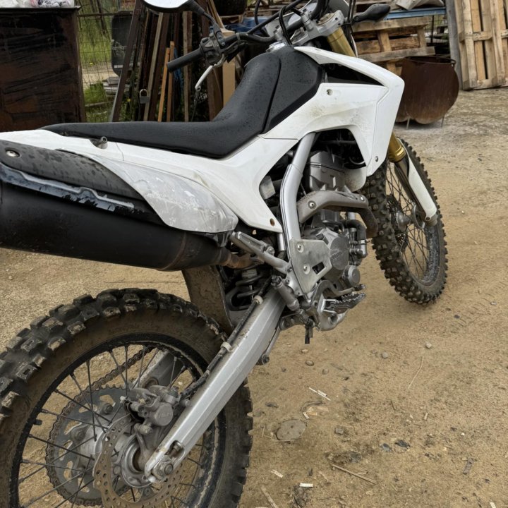 Honda CRF250L мотоцикл