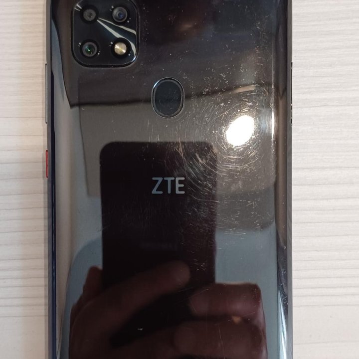 Смартфон ZTE BLADE 20 SMART