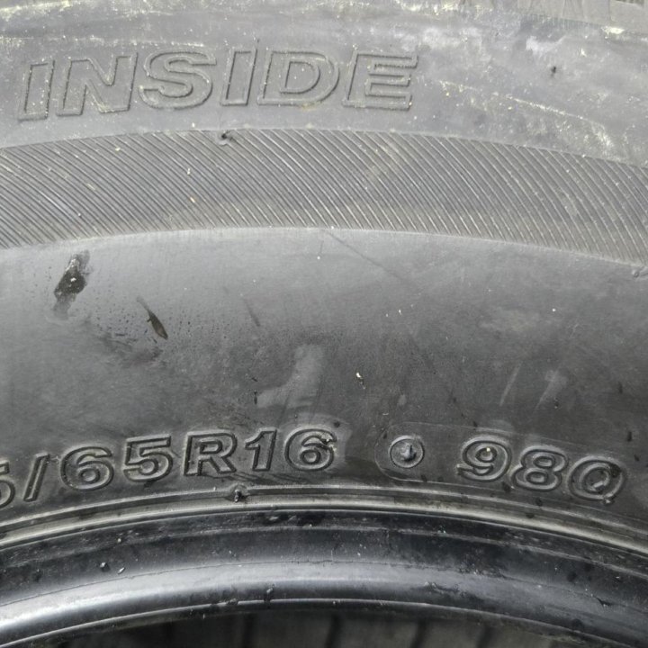 215/65/16 Bridgestone VRX2 (2018 год).