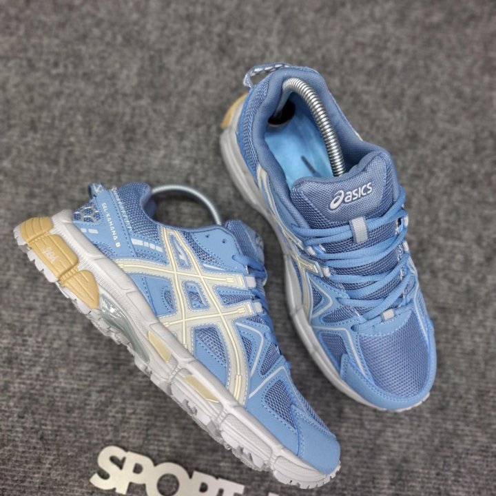 Кроссовки asics