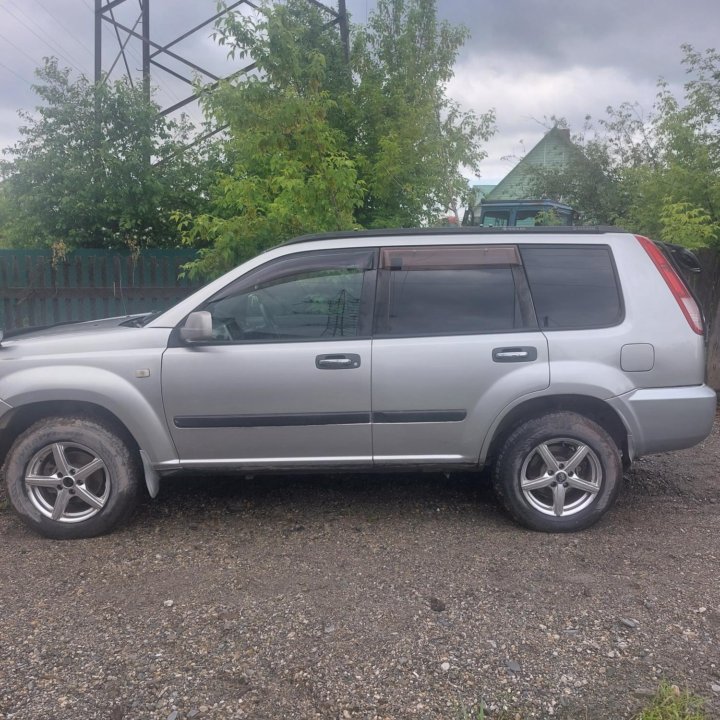 Nissan X-Trail, 2004