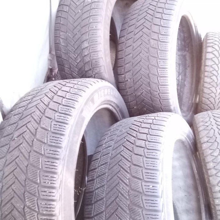 275 45 21 Michelin X-Ice Snow SUV. 4 шт